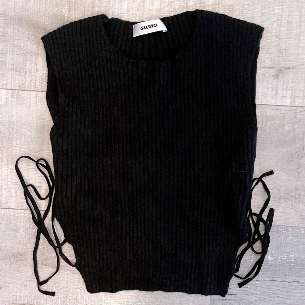 RIB KNIT BACKLESS STRAP TOP DANIELLE GUIZIO - L